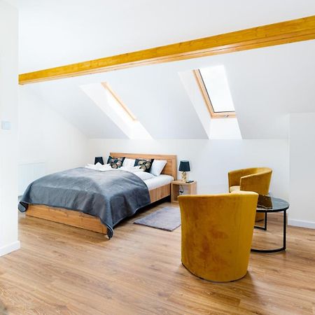 Apartament Komfort Lux カルパッチ エクステリア 写真
